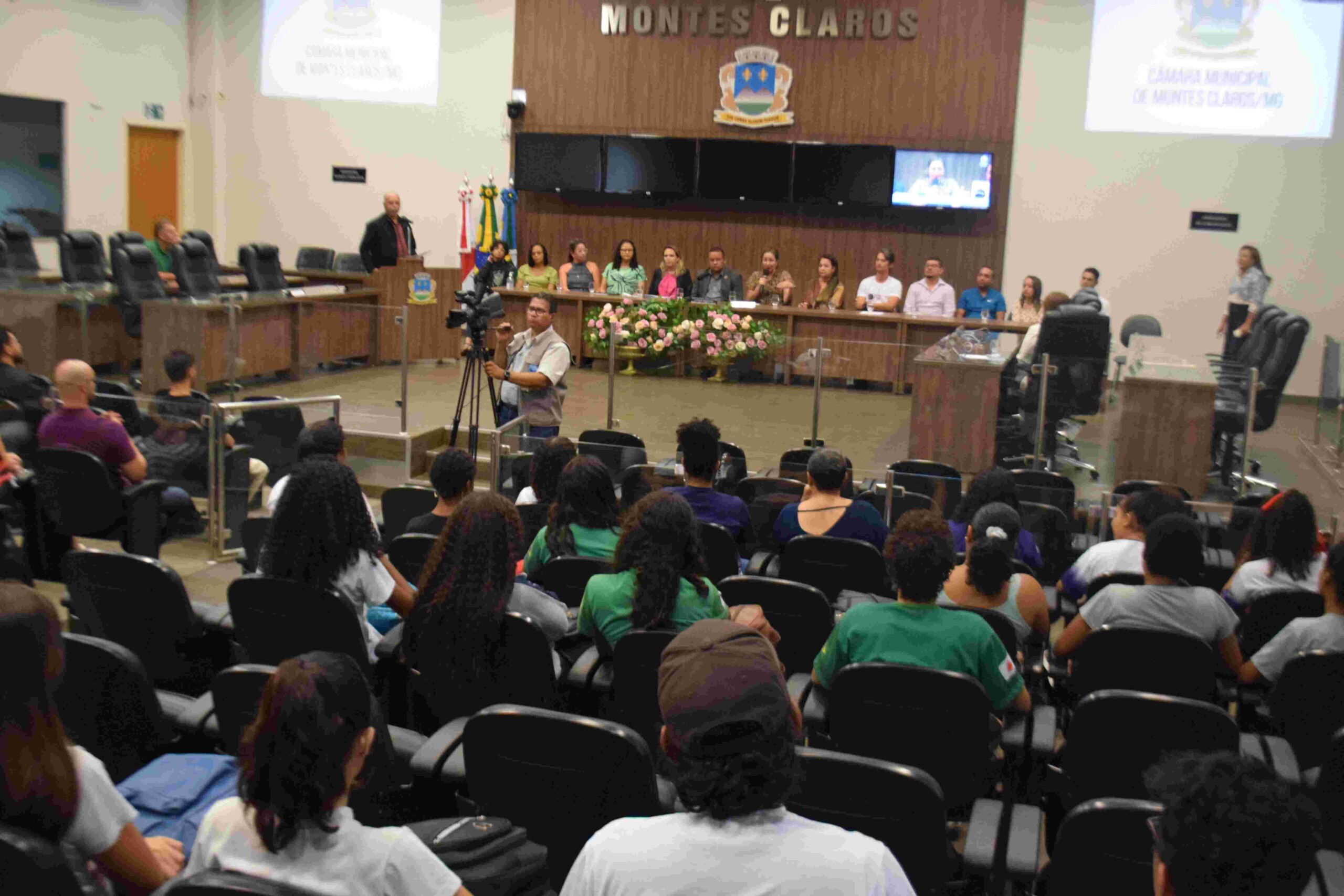  Parlamento Jovem Minas 2023 é lançado na Câmara