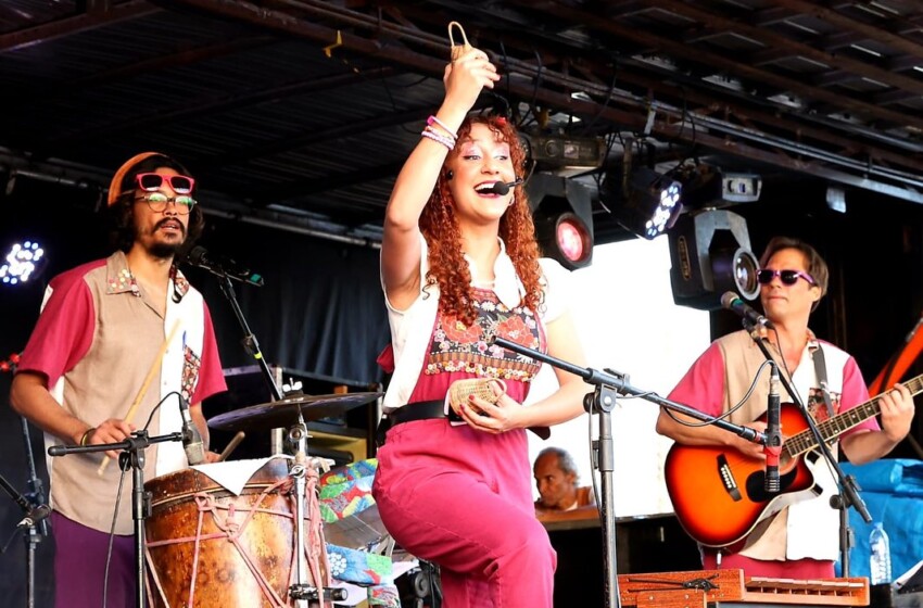  Cantaqui Contaculá e BandaLuz nas Festas de Agosto