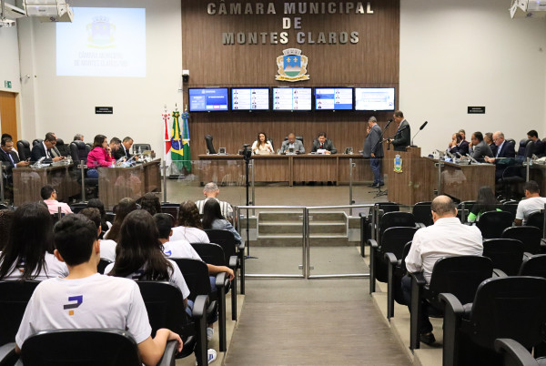  Câmara cobra melhorias no trânsito e mais obras de infraestrutura