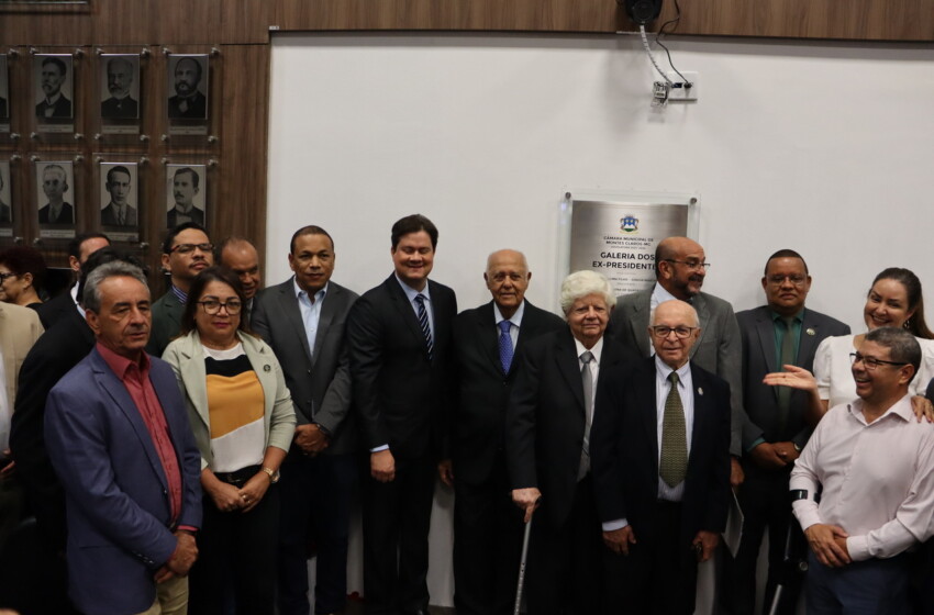  Inaugurada a galeria dos ex-presidentes da Câmara Municipal