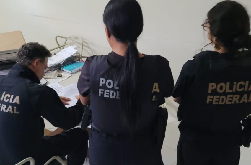  PF cumpre mandados de busca e apreensão em Padre Carvalho, São João da Lagoa e Montes Claros