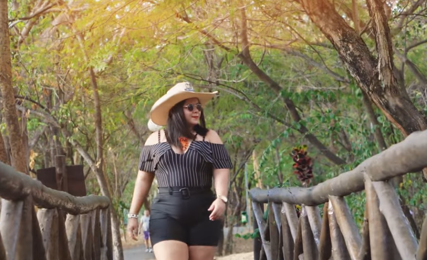  Lara Santos, a Boiadeira do Forró, lança o novo videoclipe “Vem Mexer”