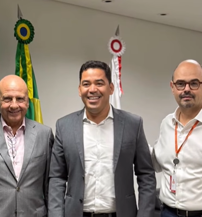 RESSONÂNCIA MAGNÉTICA E MATERNIDADE PARA JANUÁRIA