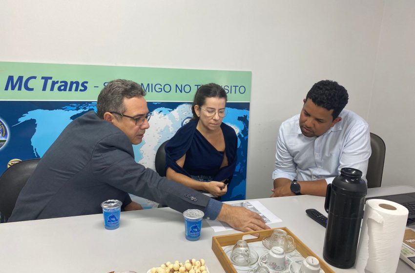  Unimontes firma parceria com a MCTrans para criar plano estratégico de reorganização do trânsito no campus sede