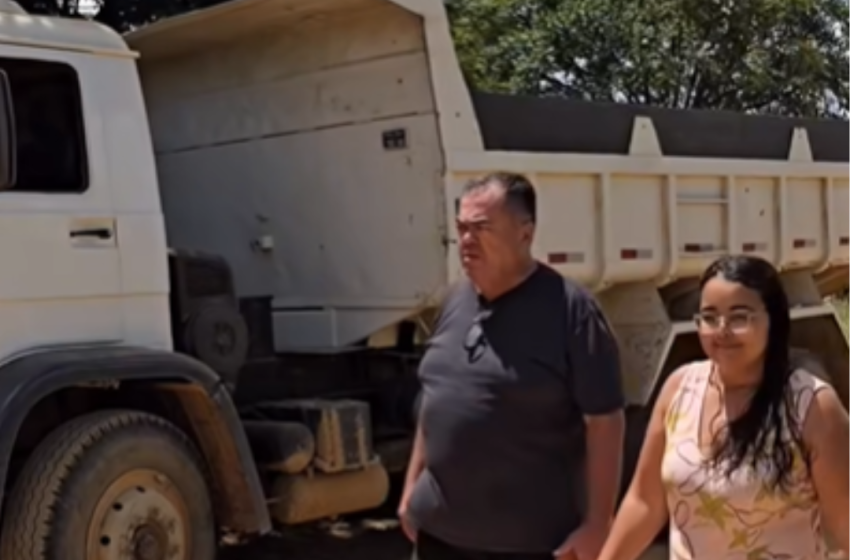  Prefeito Fábio Madeira vai a campo e reforça compromisso com estradas e trabalhadores na Vereda Salobo