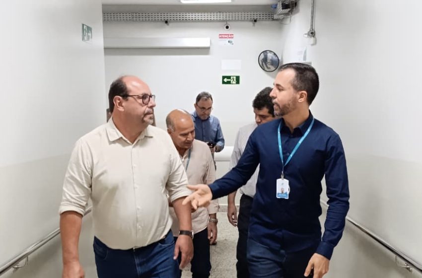  DOSE UNITÁRIA: Comitiva da Prefeitura visita HDG e conhece projeto pioneiro da Central de Mistura Intravenosa