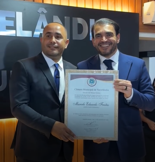  Deputado Marcelo Freitas recebe Título de Cidadão Honorário de Varzelândia