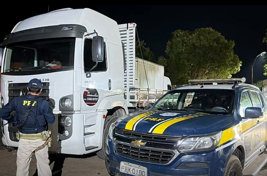  Caminhão furtado em Contagem é recuperado pela PRF em Salinas; motorista é preso