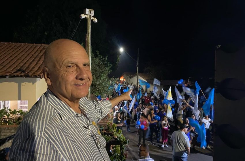  Arlen Santiago recebe apoio de prefeitos da região